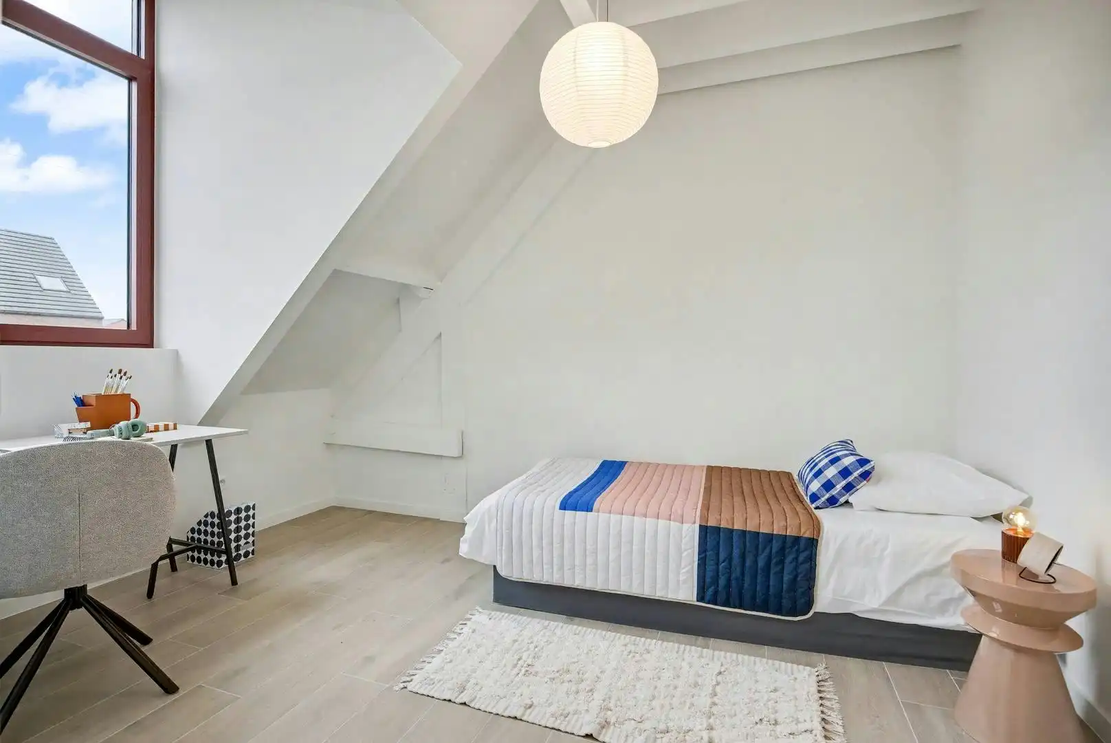 Unieke woning met 2 slaapkamers en autostaanplaats te Hasselt foto 7