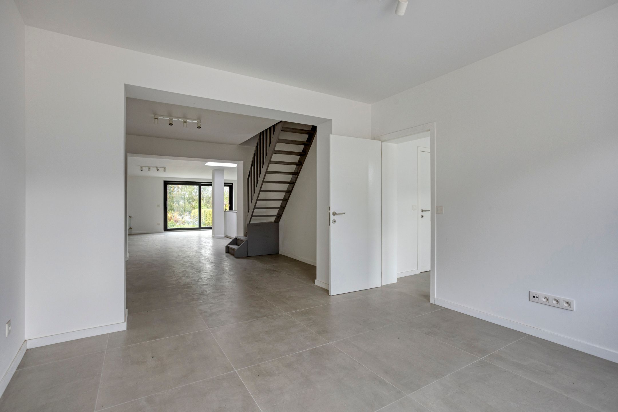 Gerenoveerde woning met 5 slaapkamers en tuin te Wilsele foto 4