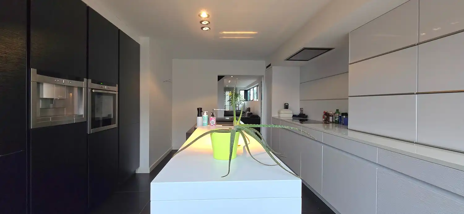 Ruime moderne woning op een perceel van 10a 12ca in een rustige, bosrijke omgeving te koop foto 29