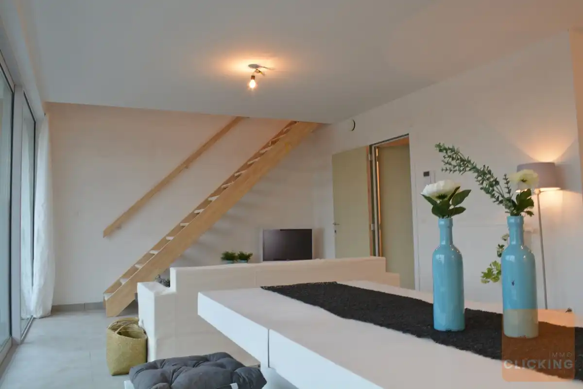 Residentie 'ROMAIN' DUPLEX met 2 slpks, terras en autostaanplaats (+ 25.000 euro) foto 2