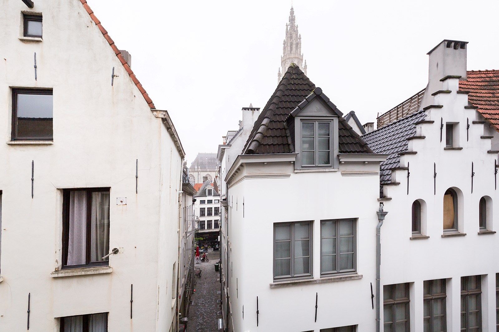 Prachtig wonen in een uniek barokstijl gebouw foto 5