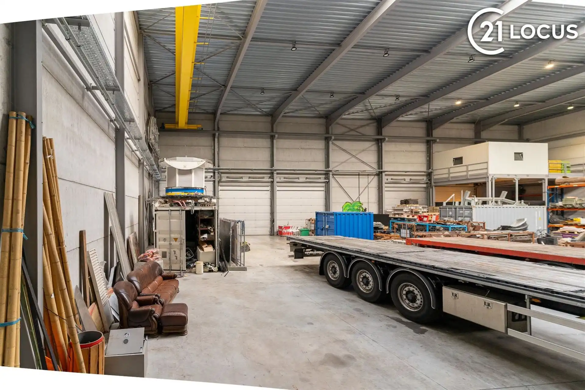 Ruim Magazijn/opslagplaats (850 m²) te Huur in Beveren foto 7