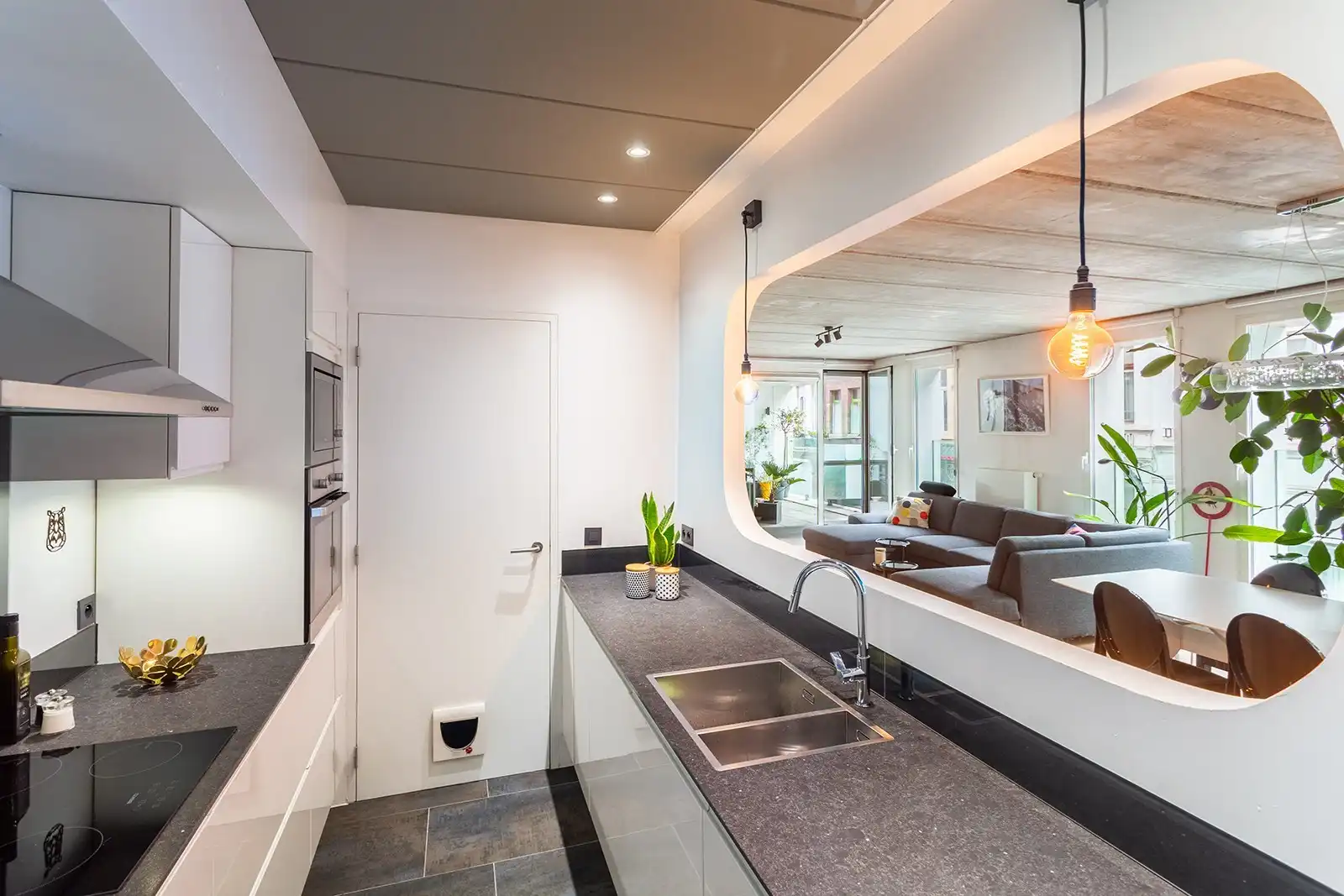 Energiezuinig 3-slaapkamerapp. nabij Centraal Station foto 6