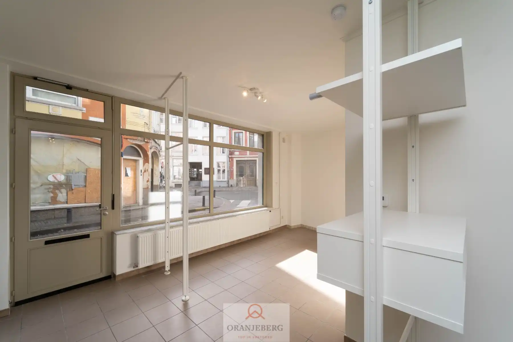 Gelijkvloers appartement op toplocatie! foto 12