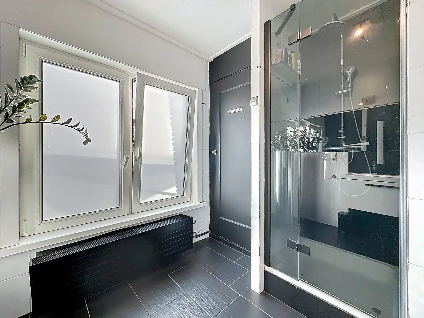 Veelzijdig pand in historisch IJzendijke foto 41