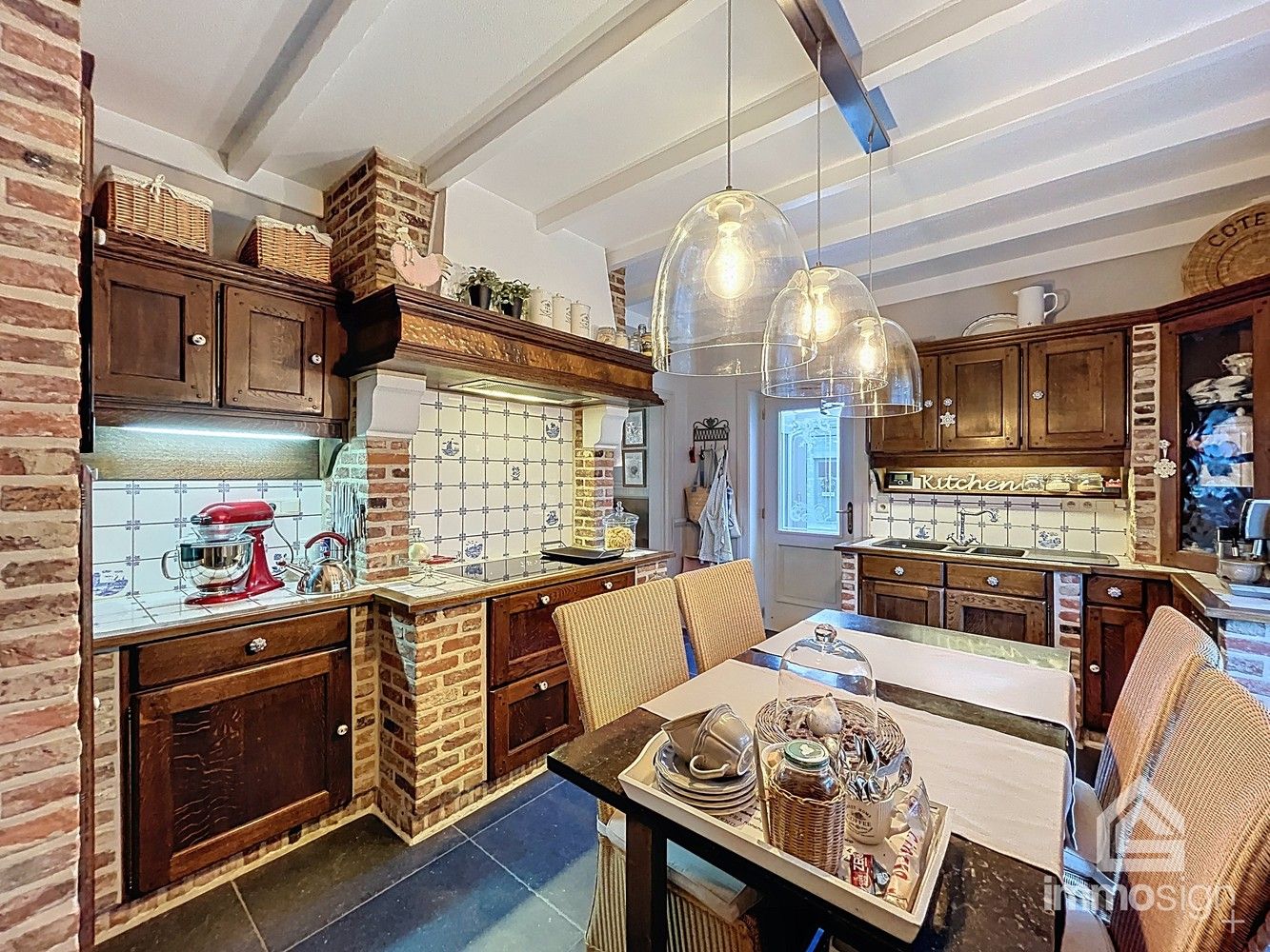 Landelijk wonen in Oudsbergen, omringd door weiland met paardenstallen! foto 8
