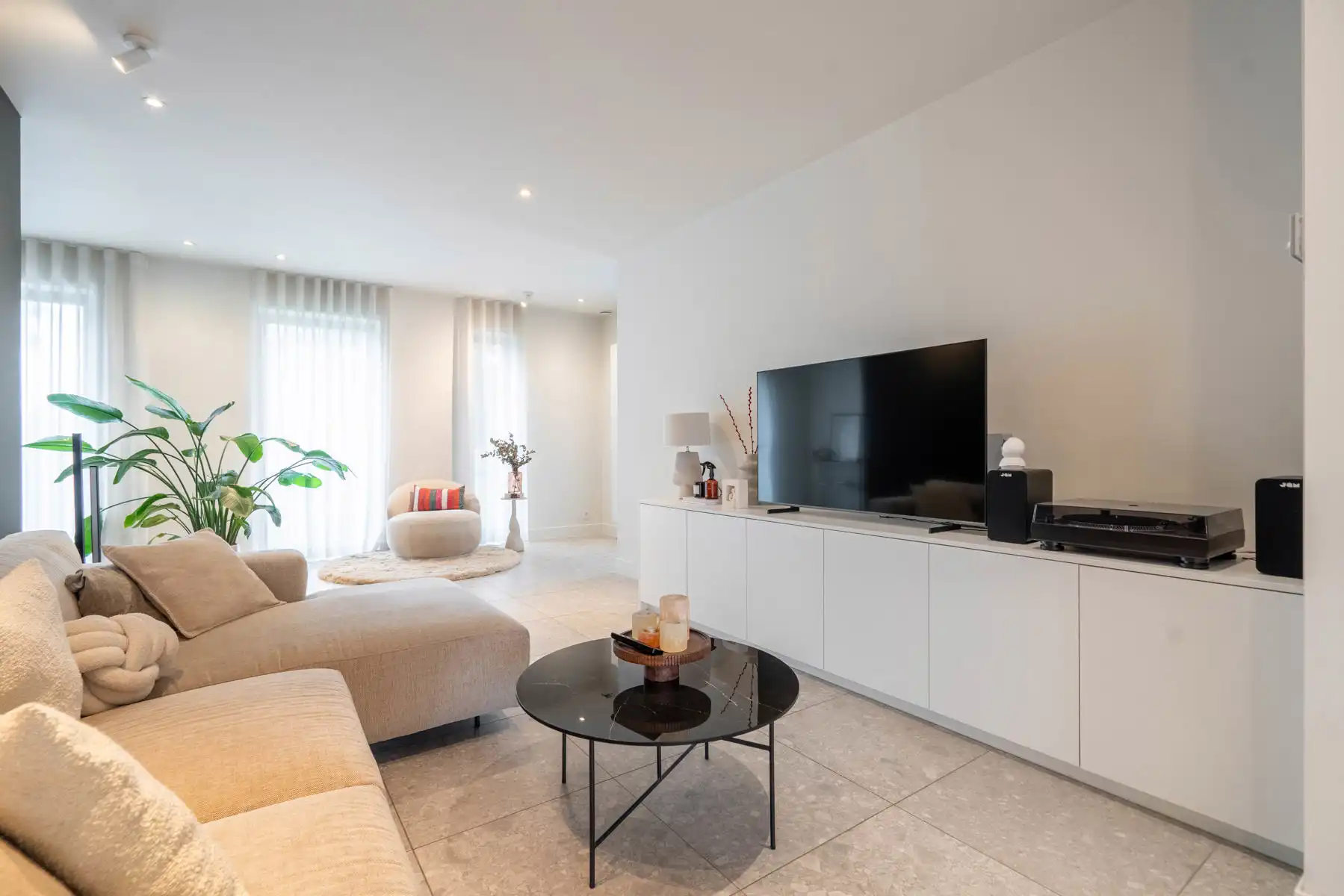 Recent duplex met 2 slpk en eigen inkom foto 14