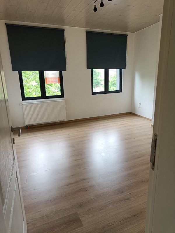 Triplex gerenoveerd appartement mét terras foto 4