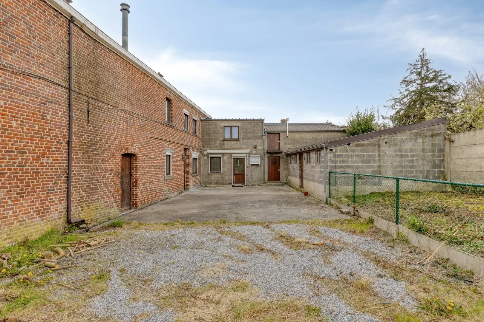 Mogelijkheid om te splitsen in 2 woningen - Half open bebouwing (hoeve) met 5 slaapkamers, tuin, terras en zeer ruime garage in Oorbeek (Tienen)! – EPC 730 kWh/ foto 25