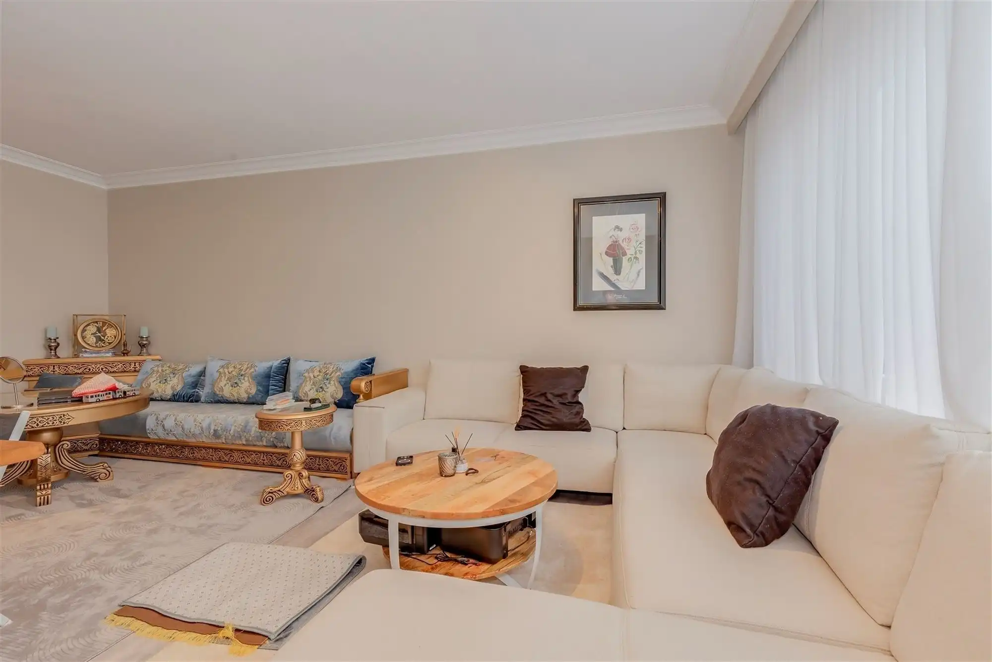 Instapklaar 2 slk appartement met terras te Mortsel foto 3