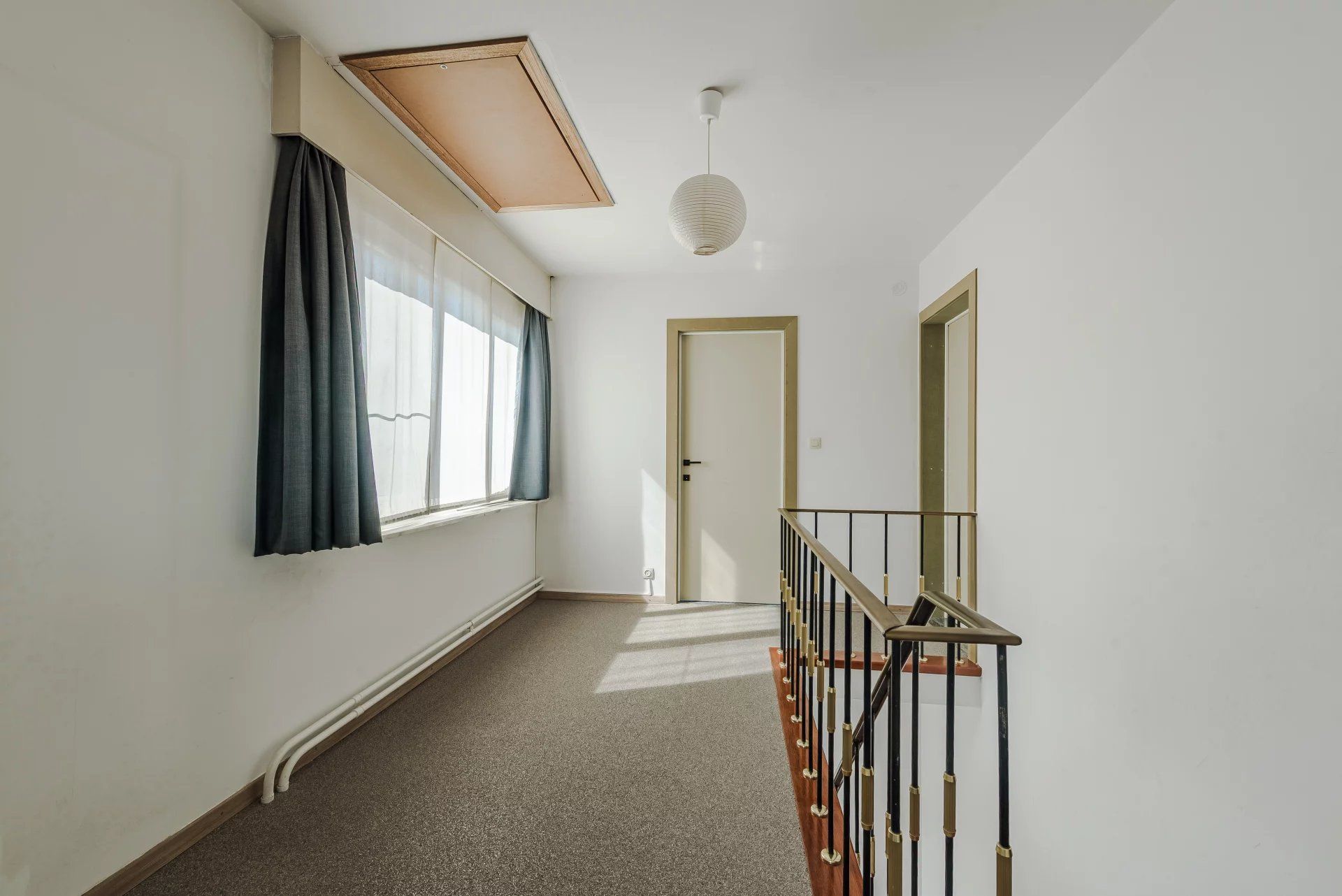 Moderne instapklare woning met 3 slaapkamers op mooi perceel. foto 28