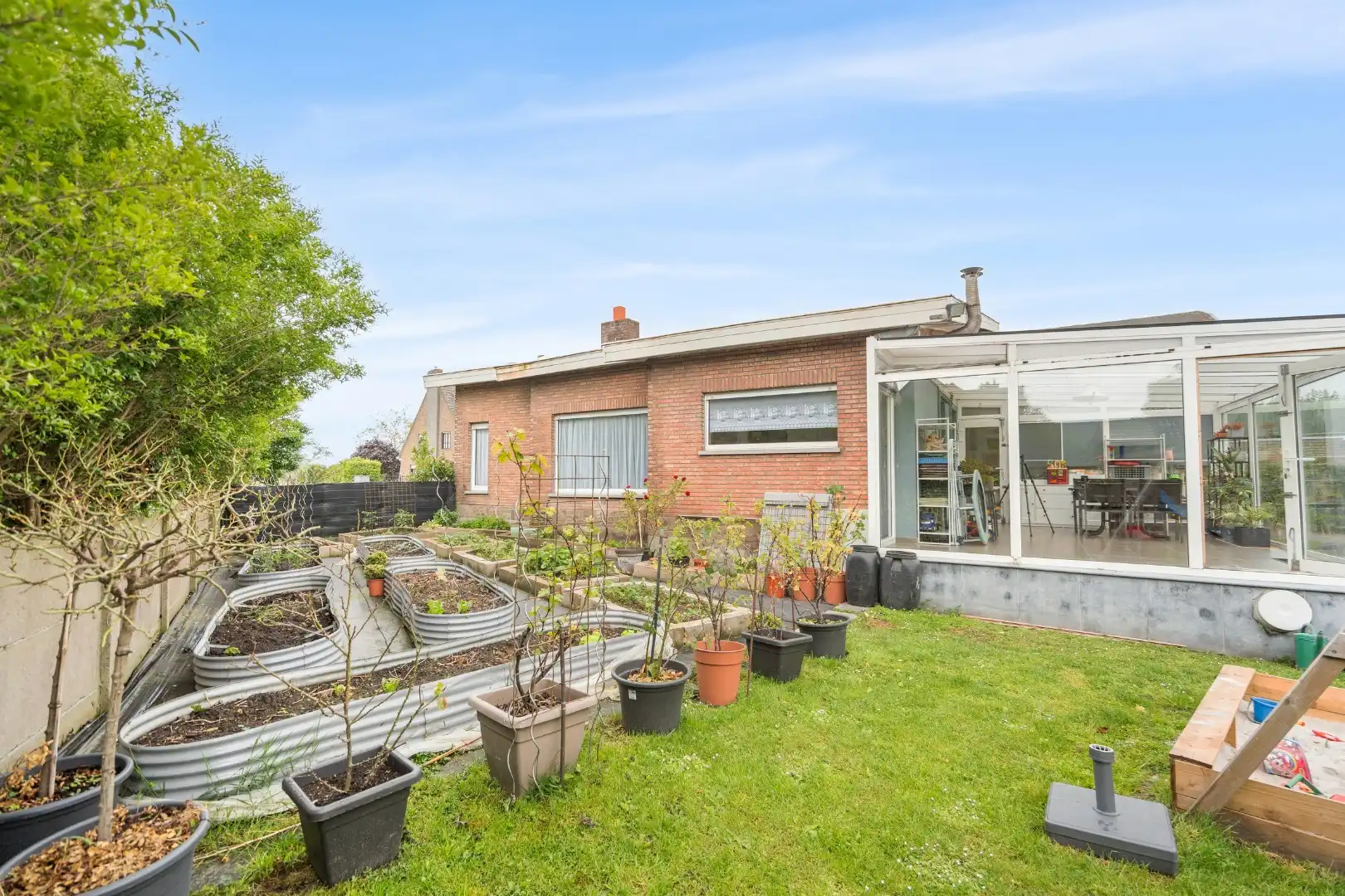 Alleenstaande woning met 3 slaapkamers en 2 garages te Koekelare foto 22