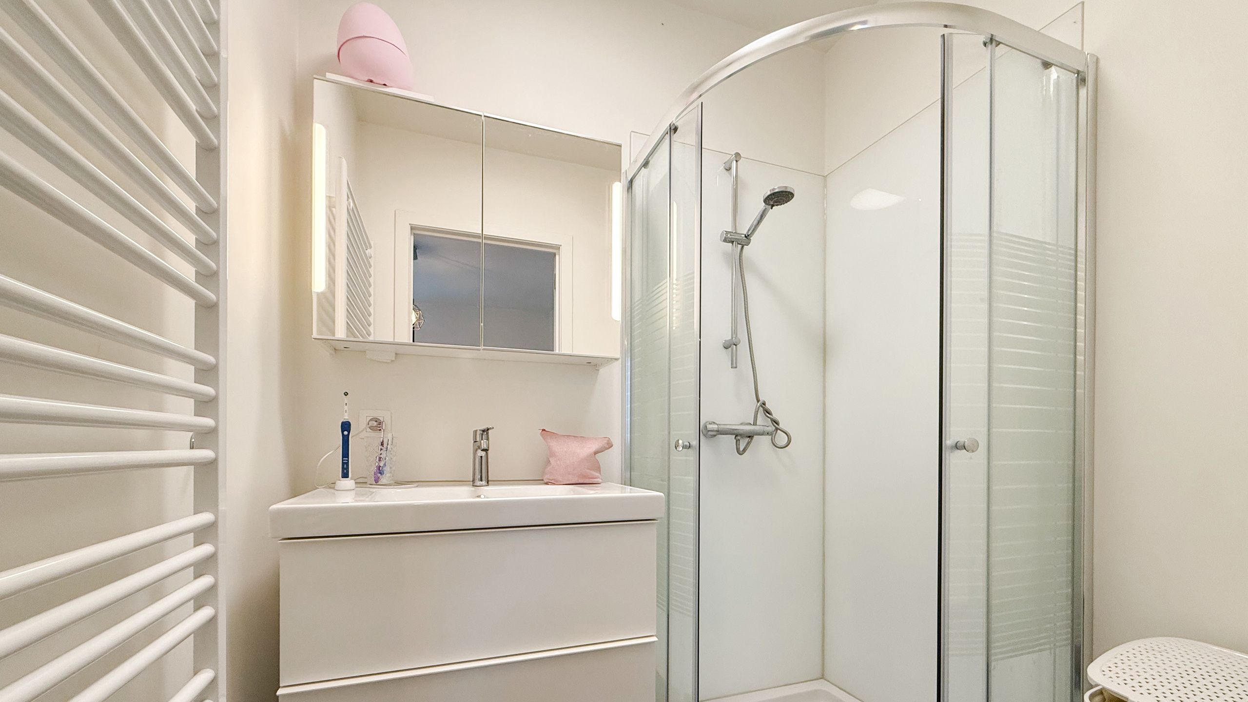 Verzorgde nieuwbouw app met inbegrepen parking in Beringen! foto 20