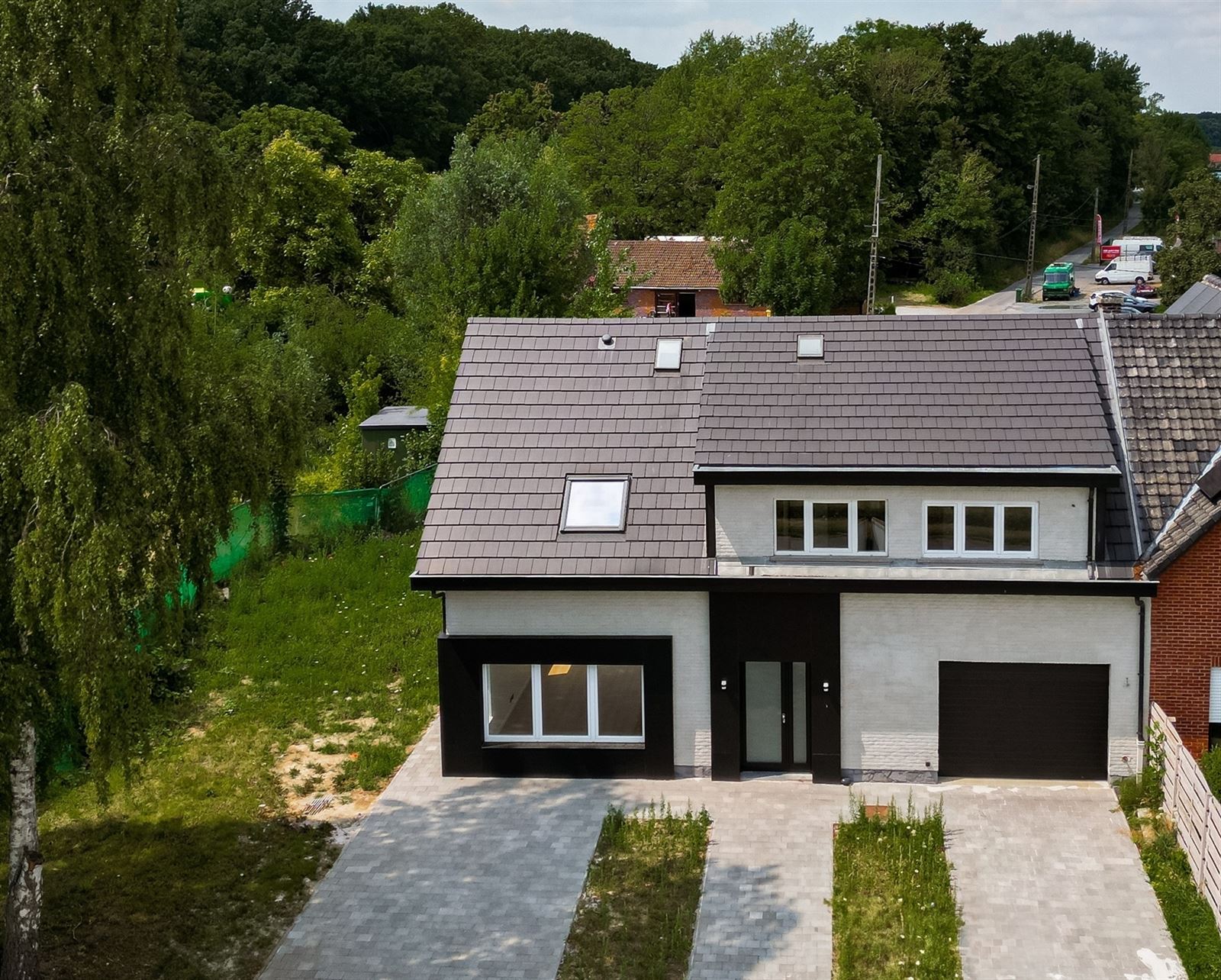 Magnifiek gerenoveerde woning met bijgebouw en parkeergelegenheid foto 17
