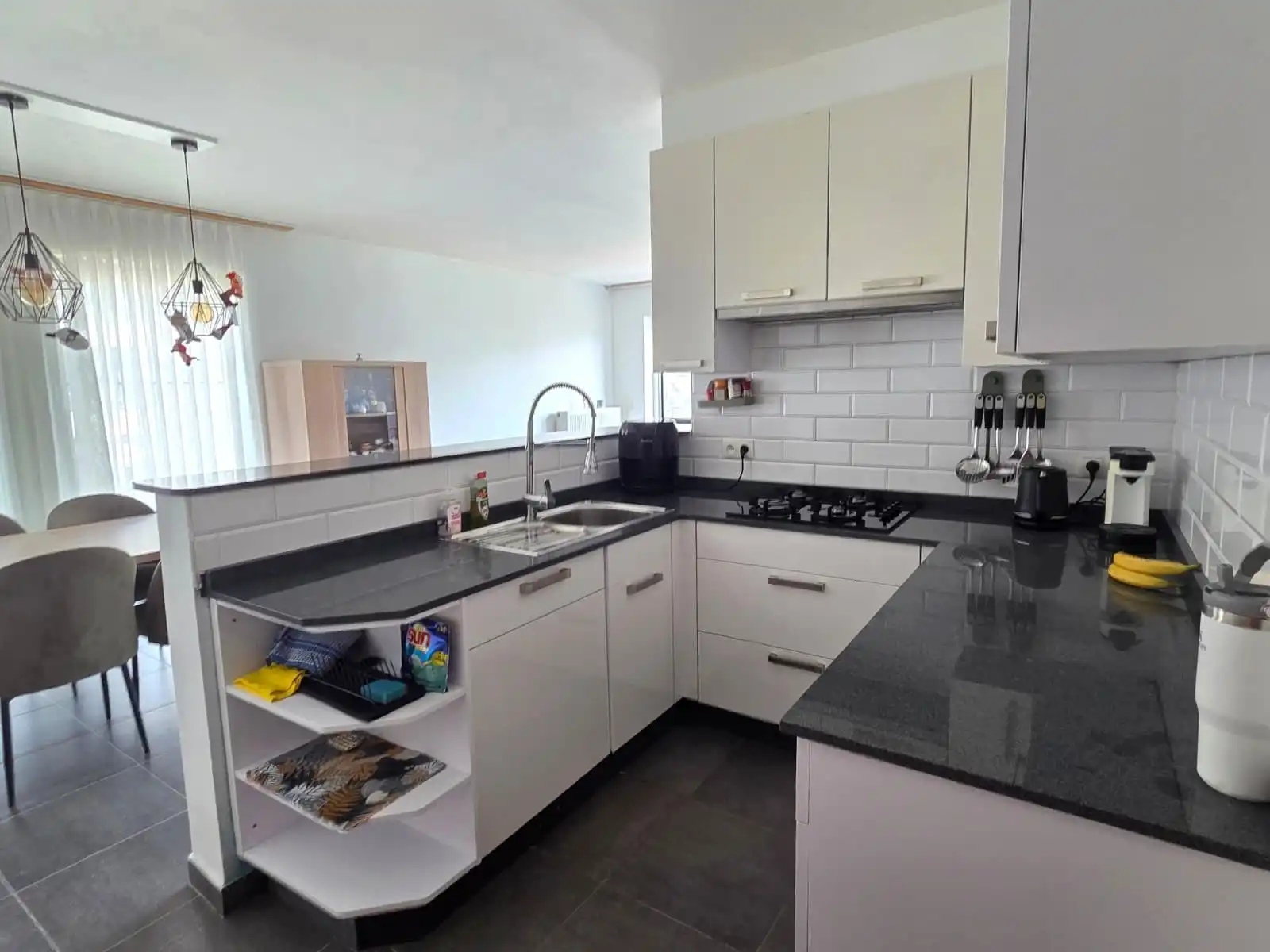 WSB-immo: Instapklaar 3-slaapkamer appartement op toplocatie! foto 6