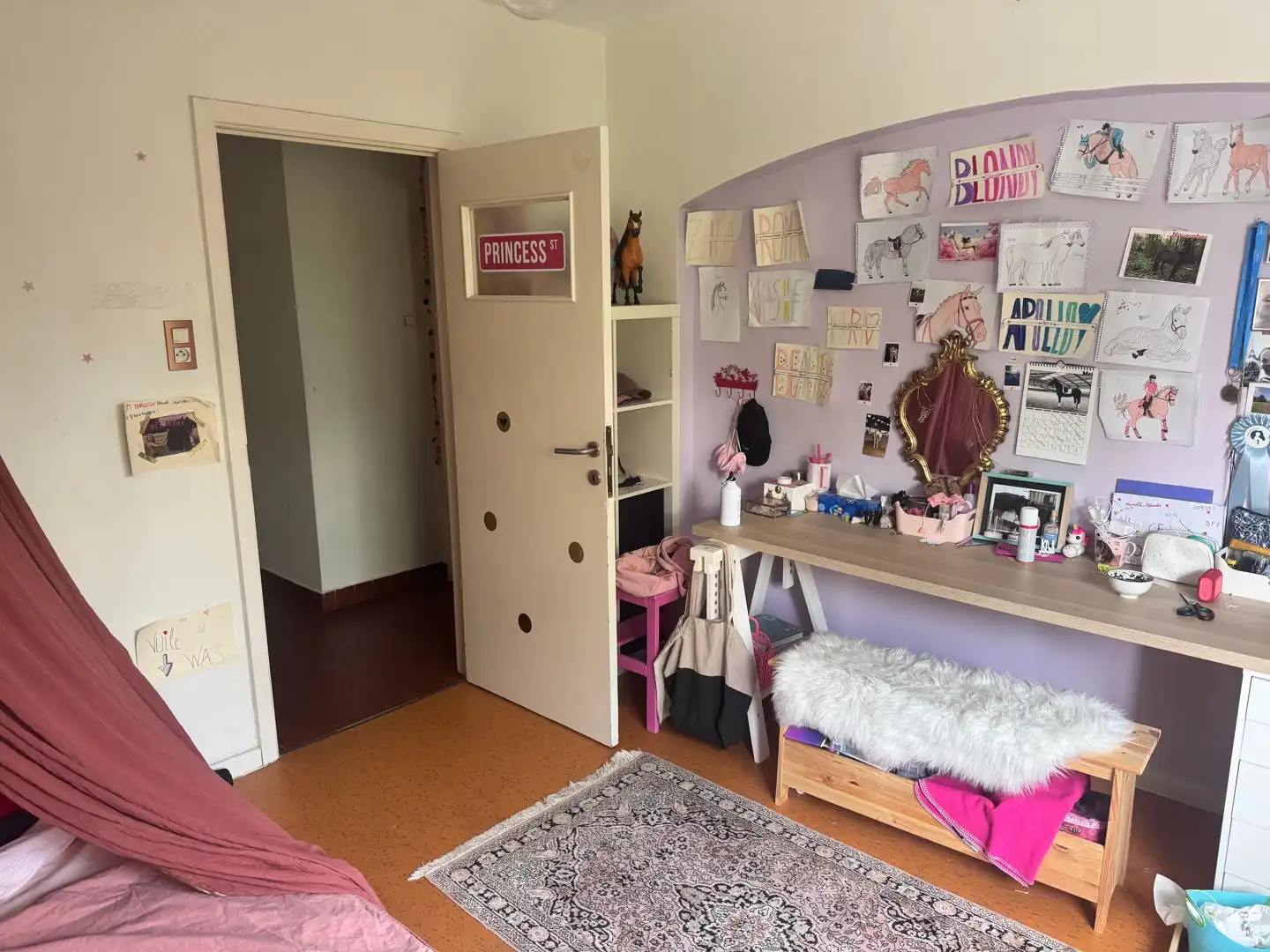 Mooi, ruim appartement met 2 slaapkamers en klein terras nabij Dampoort foto 6