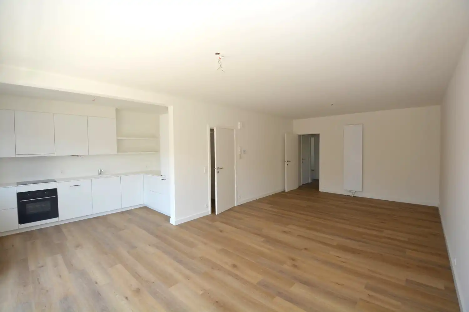 GERENOVEERD APPARTEMENT MET 2 SLK TE CENTRUM RANST! foto 2