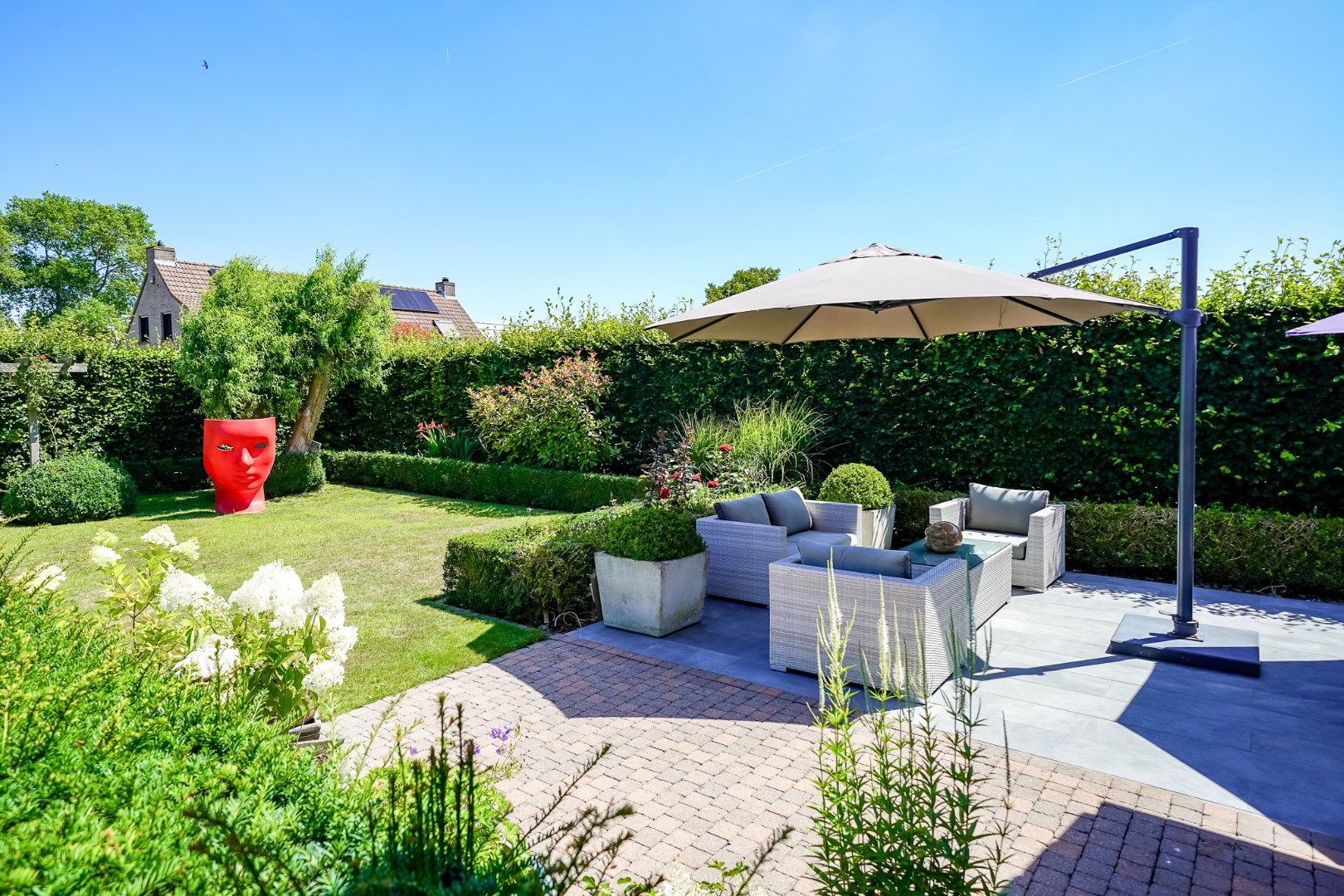 Vrijstaande villa met 6 slaapkamers en prachtige tuin in Bredene-Vosseslag foto 4
