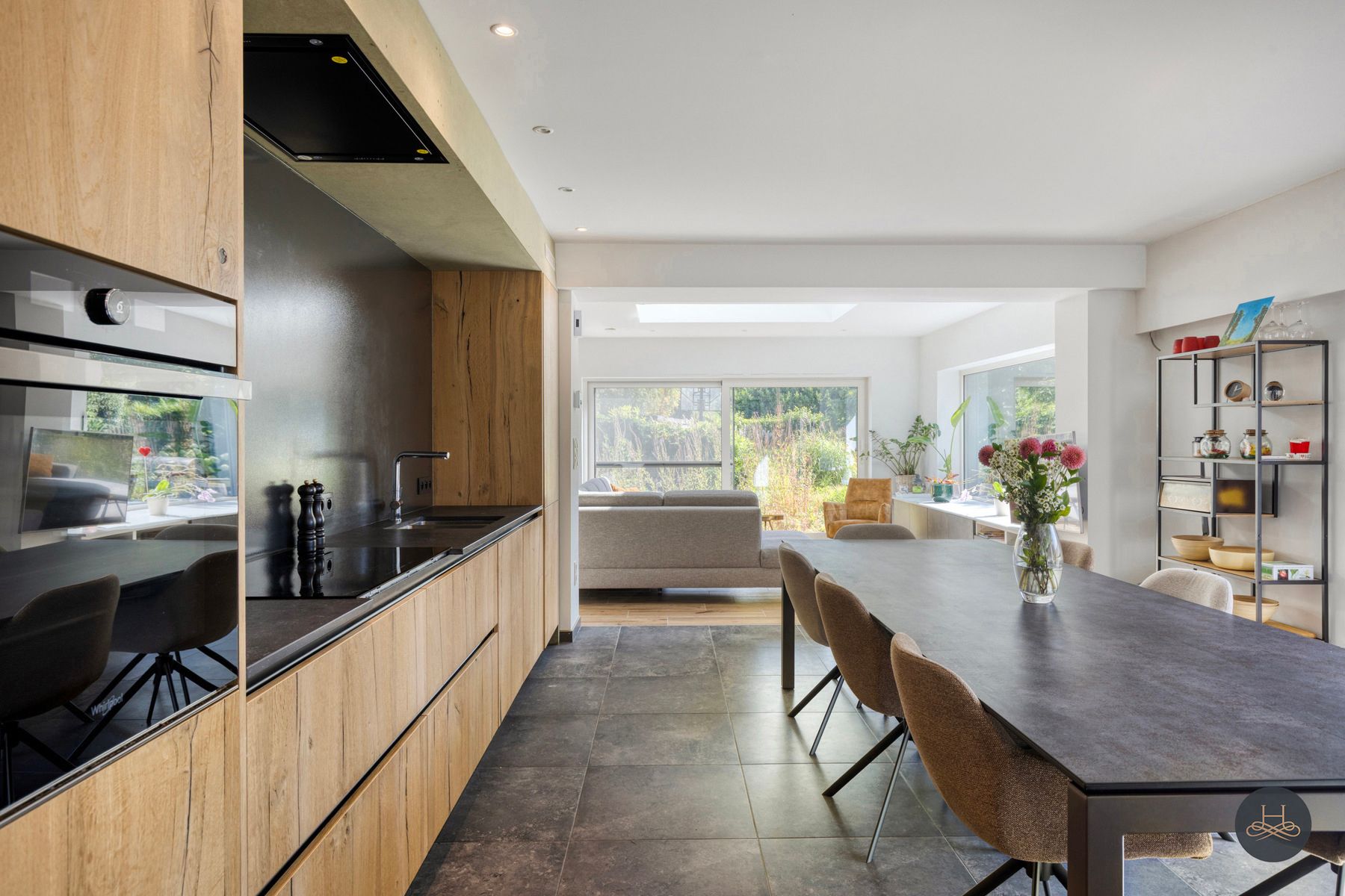 Energiezuinige en zeer ruime woning met fantastische tuin foto 5