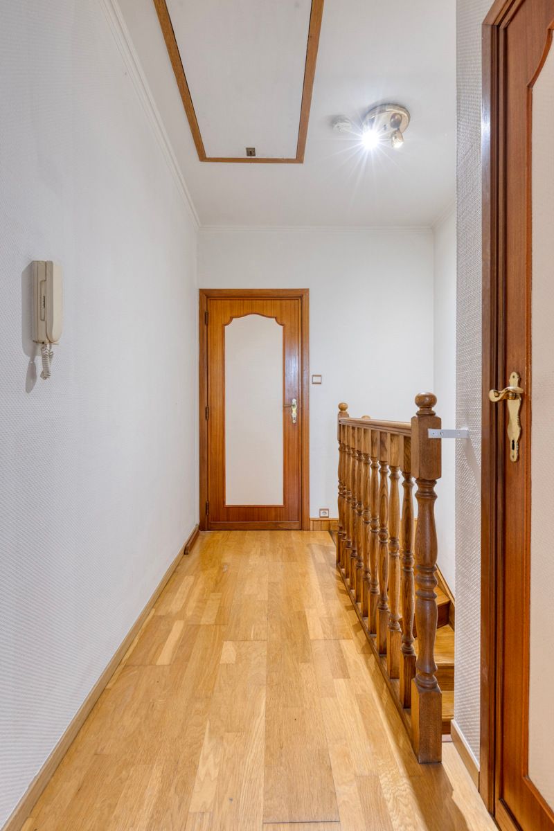 Charmante woning met tuin in centrum Asse foto 14