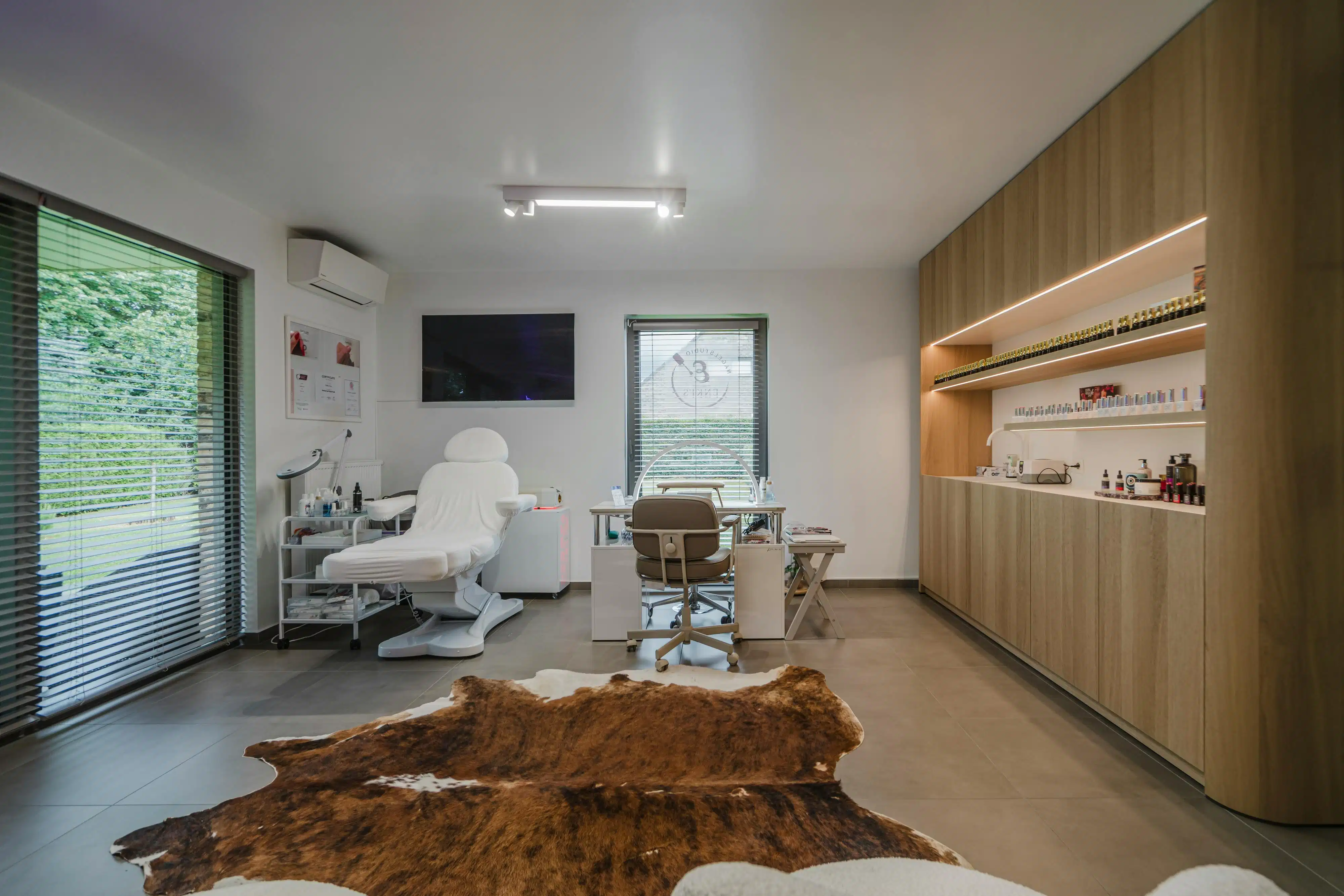 Instapklaar appartement met tuin en staanplaatsen in Heule! foto 10
