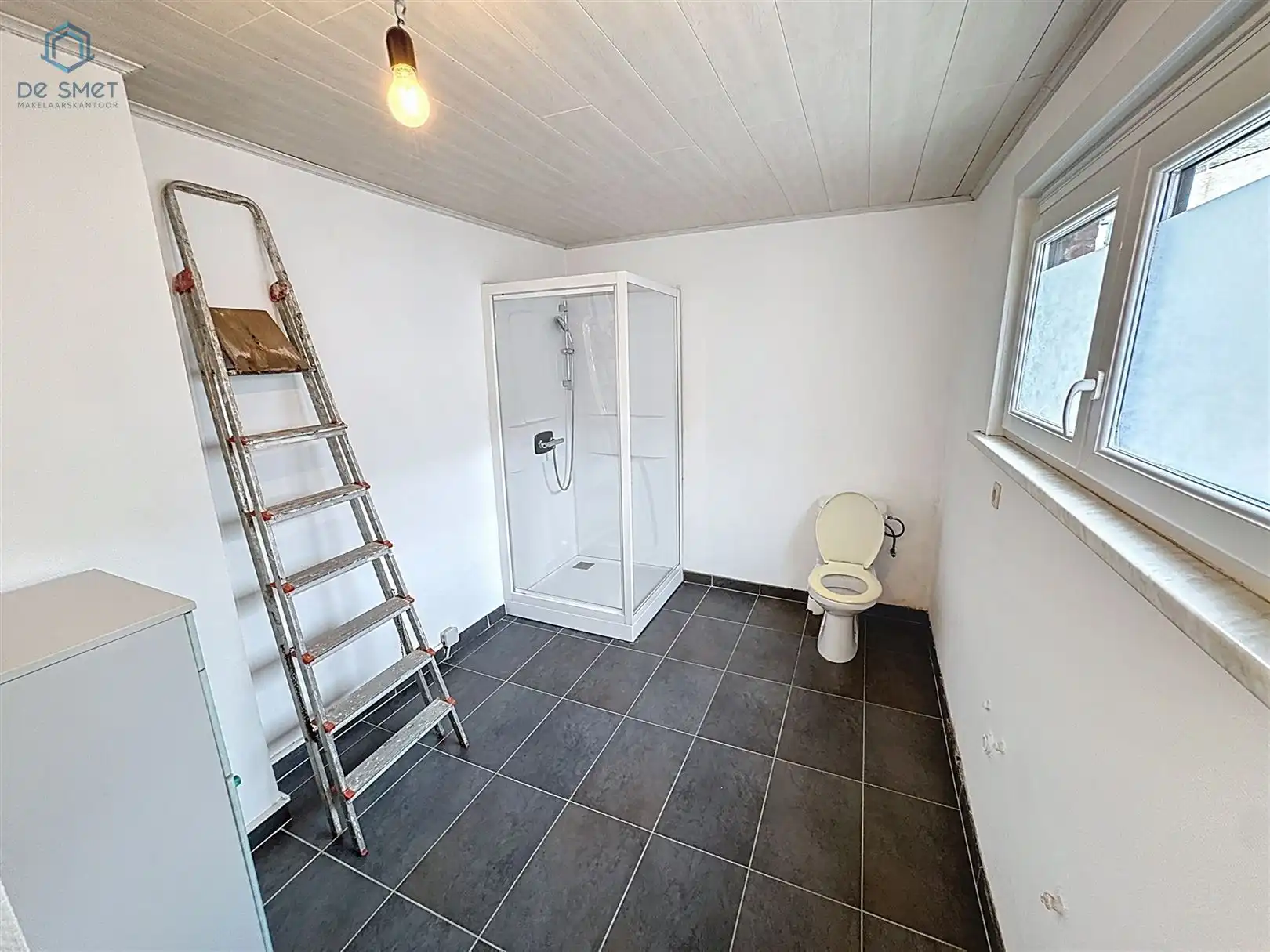 Instapklare, volledig gerenoveerde woning met 4 slaapkamers, terras en tuinberging in hartje Geraardsbergen! foto 20