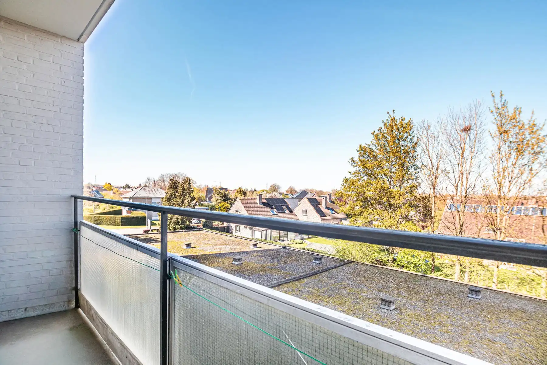 Ruim 3-slaapkamerappartement met potentieel foto 9