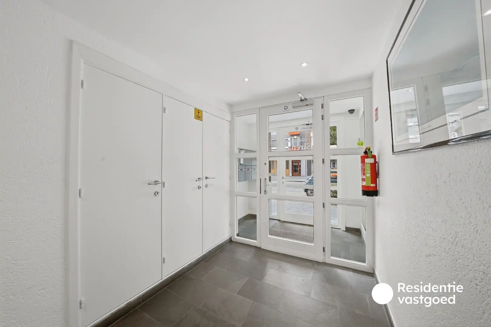 Ruim en instapklaar appartement met 2 slaapkamers in Oostende foto 2