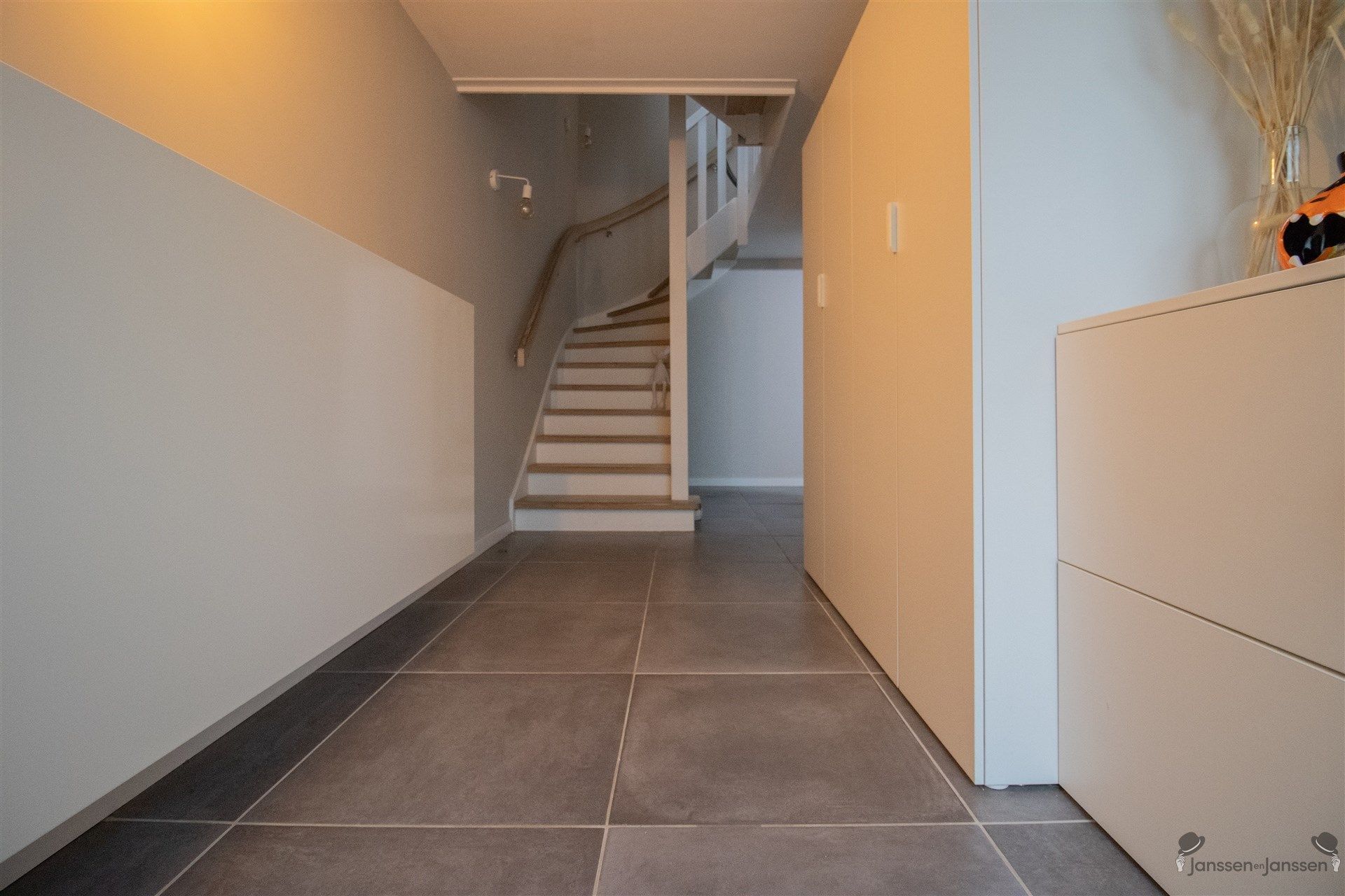 Gerenoveerde bel-étage met 3 slaapkamers op 165 m² foto 11