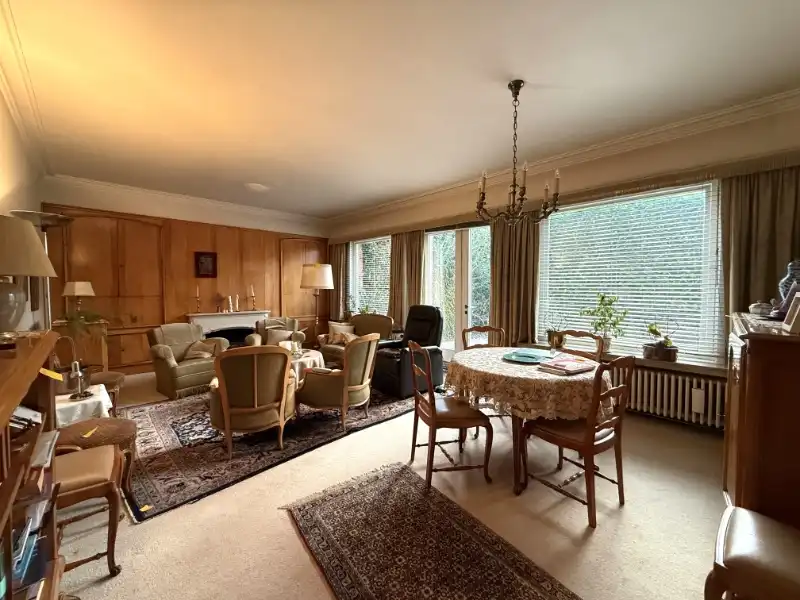 Zeer ruime karaktervolle voormalige dokterswoning met prachtige tuin in het centrum foto 5