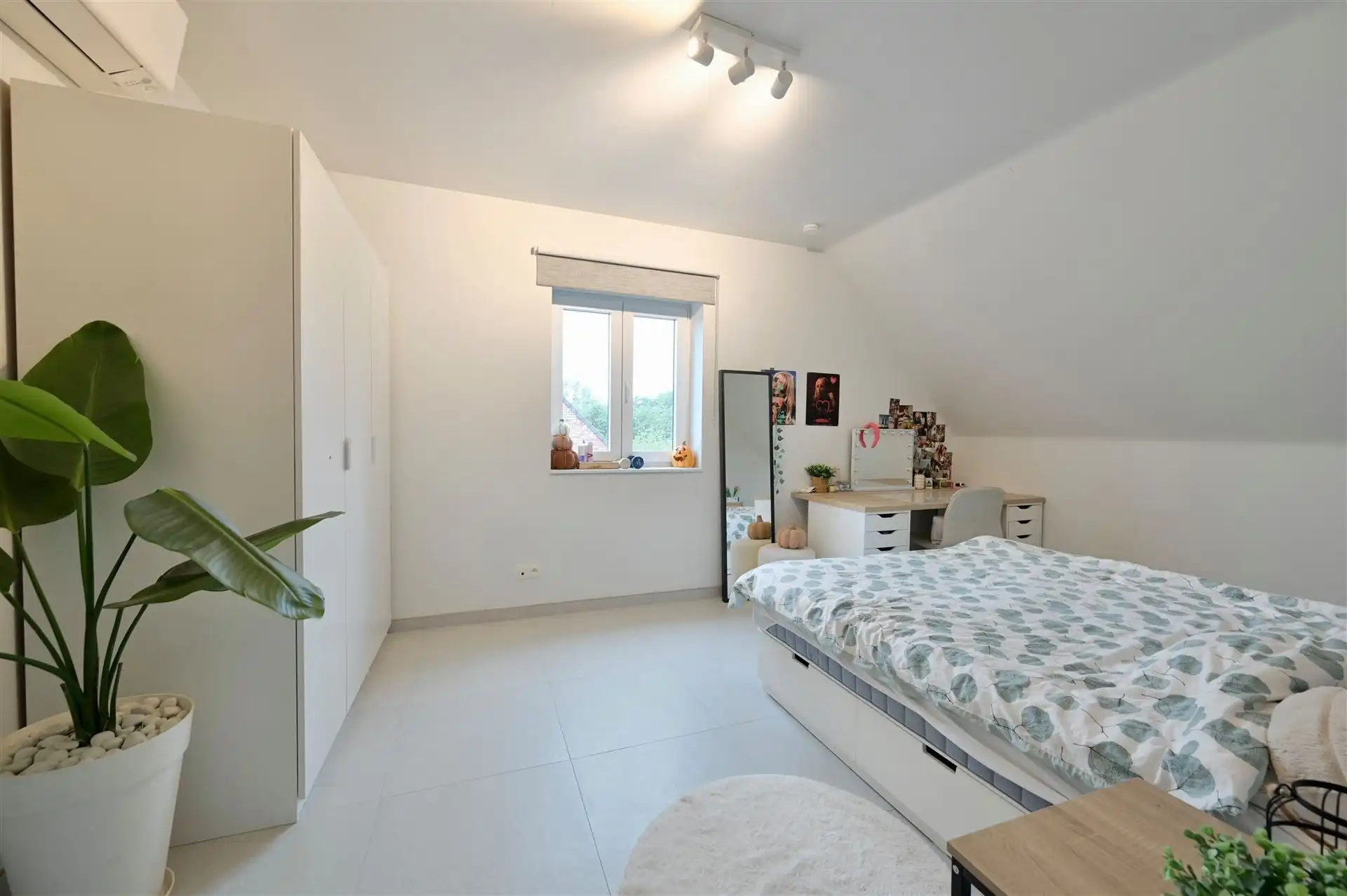 Moderne woning met 4 slaapkamers en tuin te Ramsel foto 16