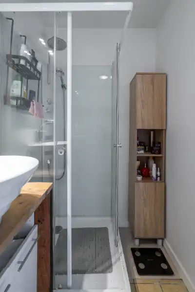 Centraal gelegen appartement met 1 slaapkamer in Genk foto 19
