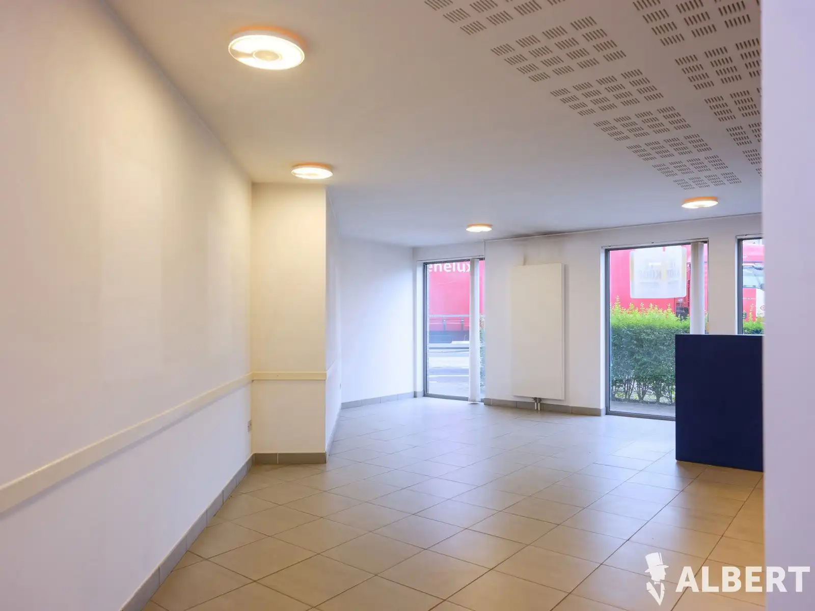 Modern handelspand op zichtlocatie te centrum Tielt foto 15