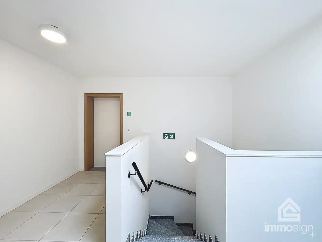 Instapklaar penthouse met 2 slaapkamers, ruim terras, 2 parkeerplaatsen en berging te Kinrooi foto 16