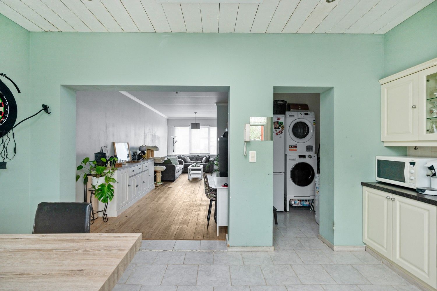 Leuke woning met 2 SLPKS en tuin te Deurne! foto 8