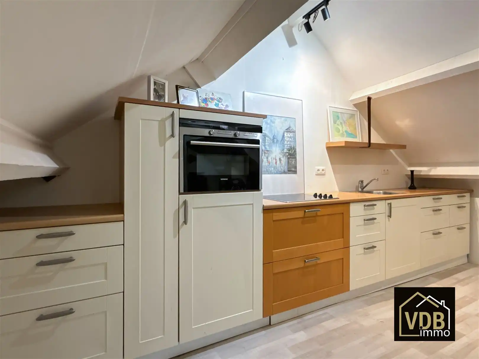 Charmante hoeve met paardenstal op 1,2 ha in absolute rust. foto 55