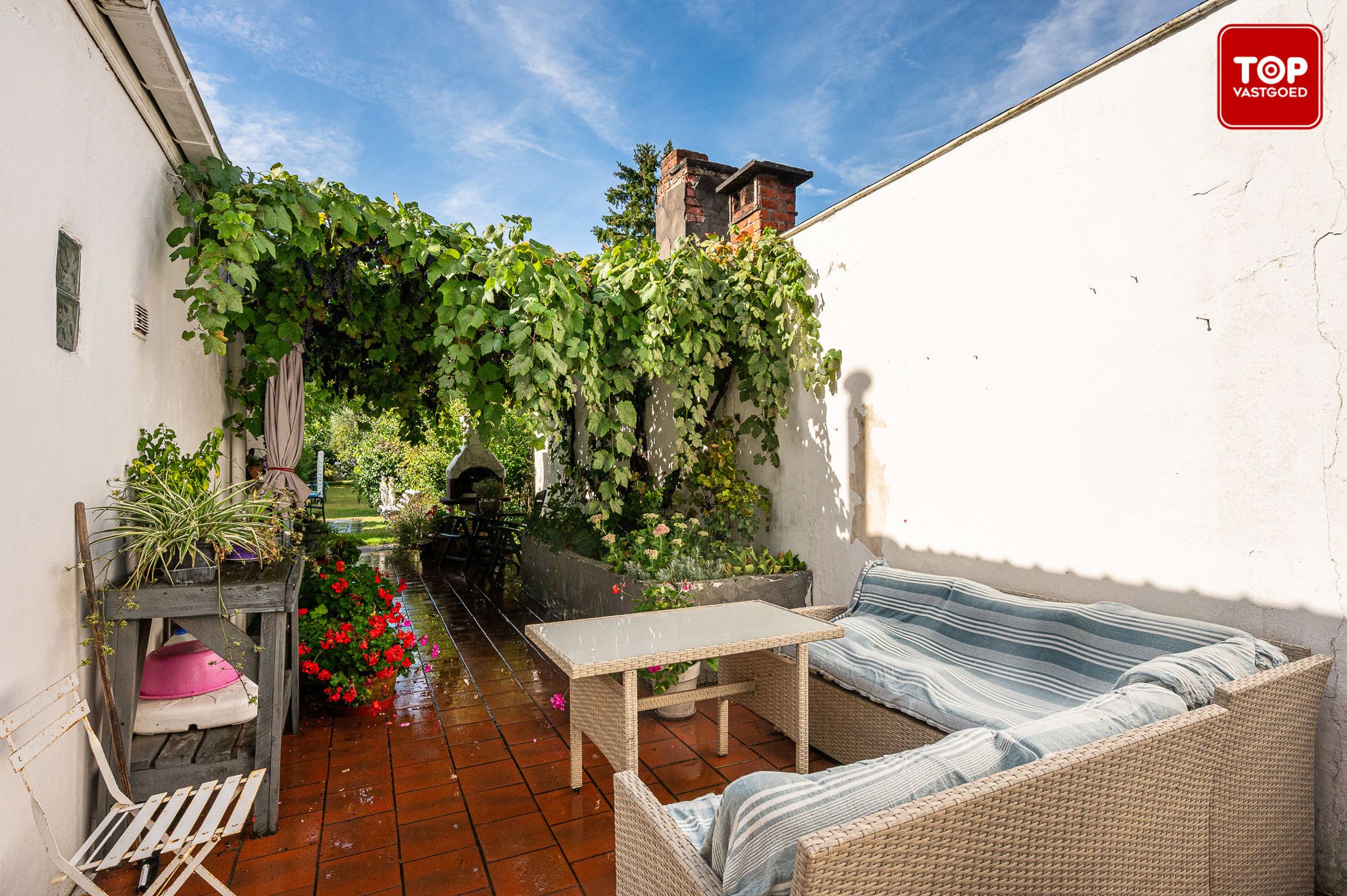 Woning met 8 slaapkamers en prachtige tuin foto 22