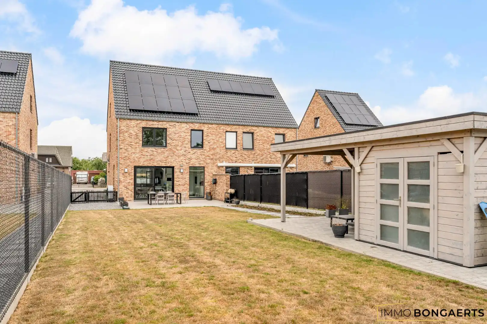 Recente gezinswoning met 3 slaapkamers  foto 33