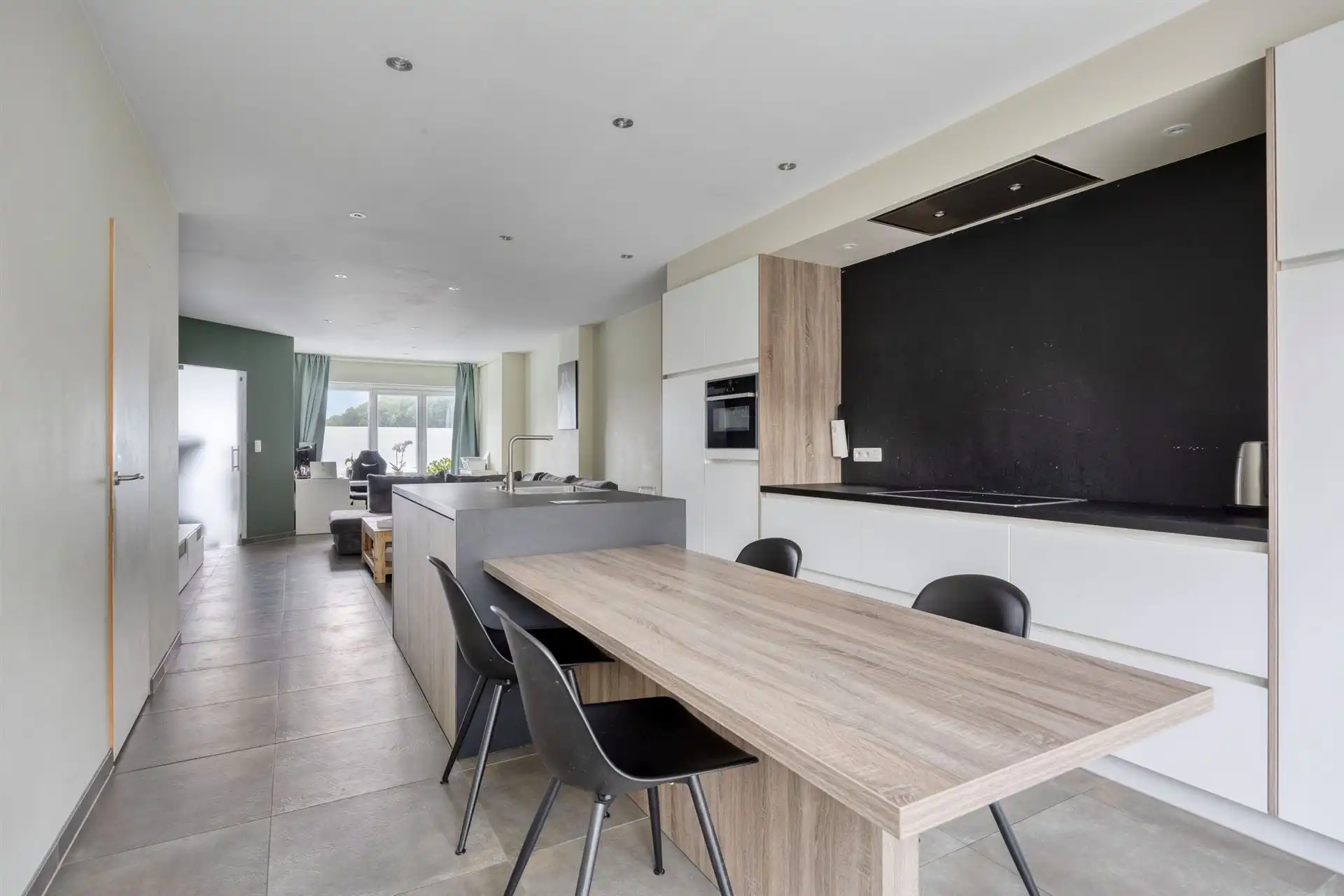 Instapklare en energiezuinige woning met 4 à 5 slpks! foto 6