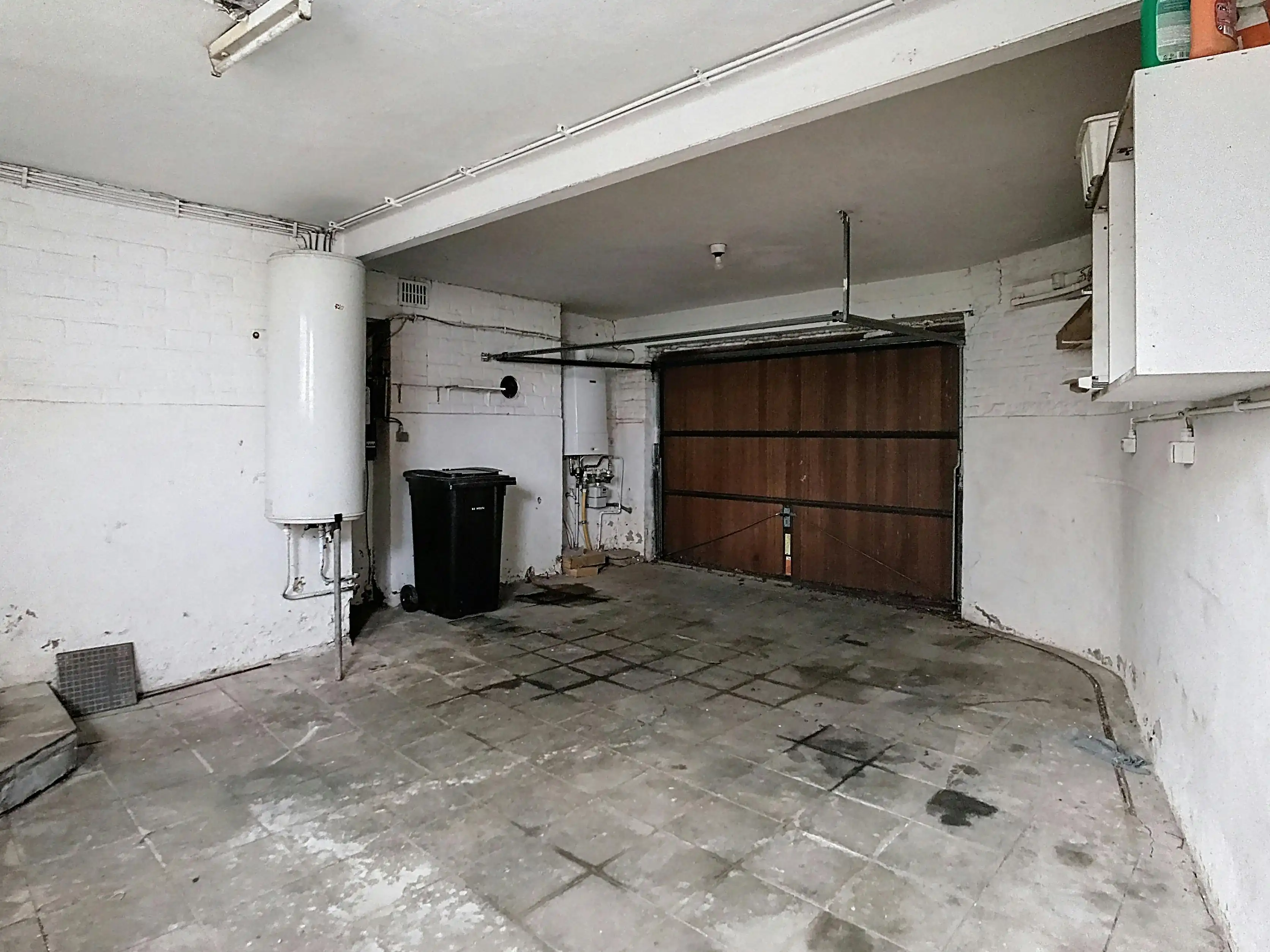 Ruime goed gelegen woning met bureau of praktijkruimte foto 19