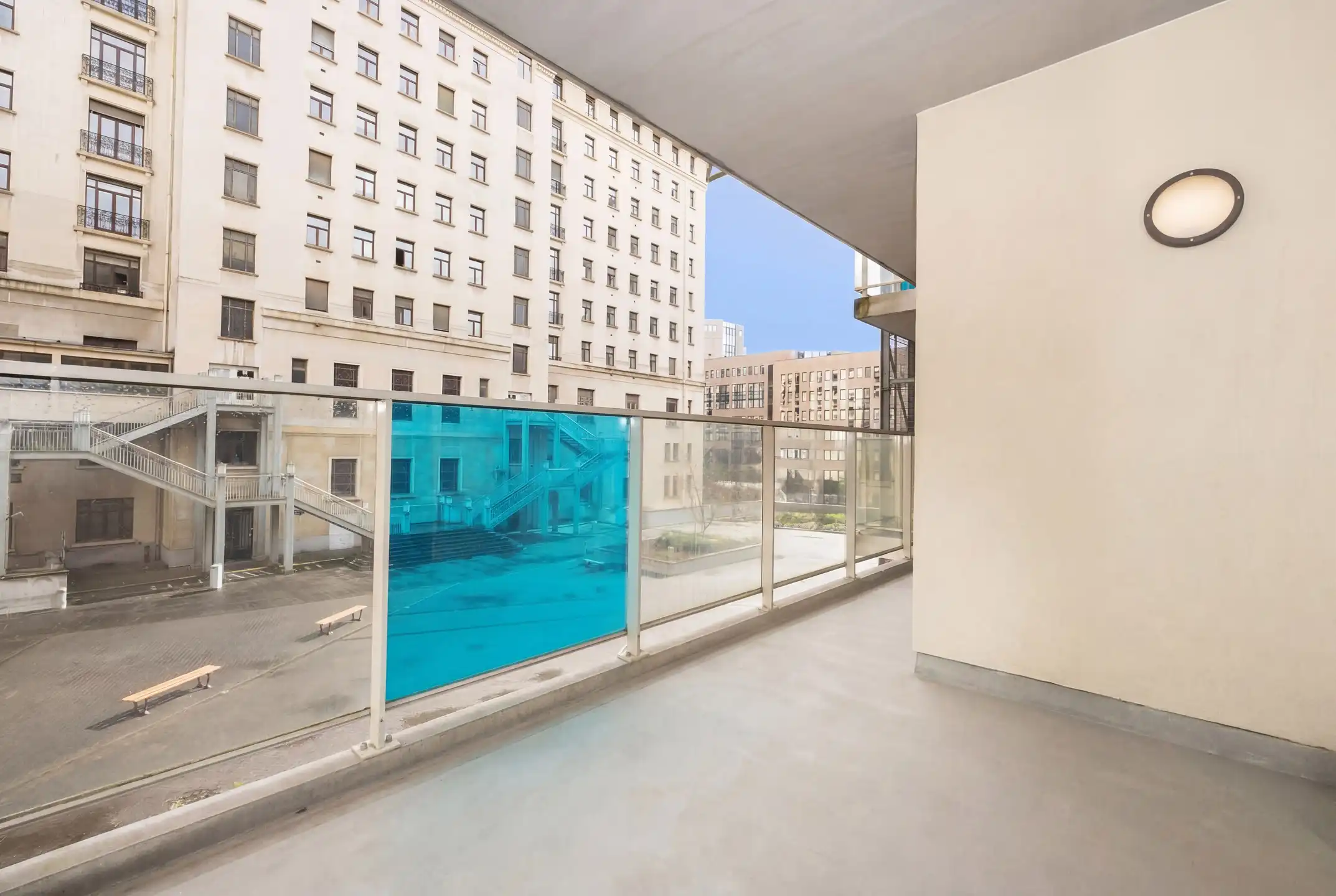 Stijlvol wonen met terras in de Europese wijk foto 9