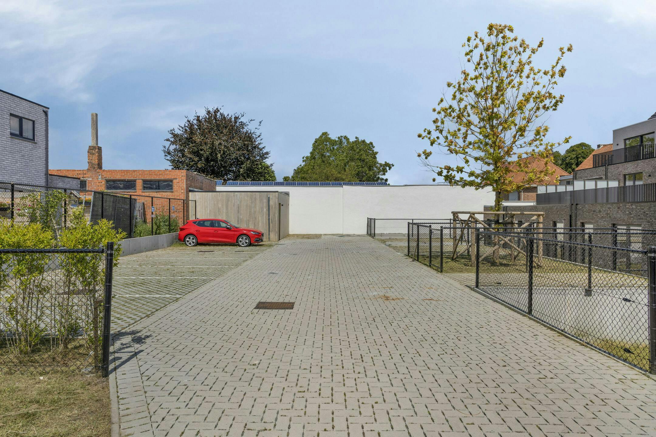 INSTAPKLAAR BEN-APPARTEMENT IN BAZEL MET 3 SLAAPK. + TERRAS foto 23