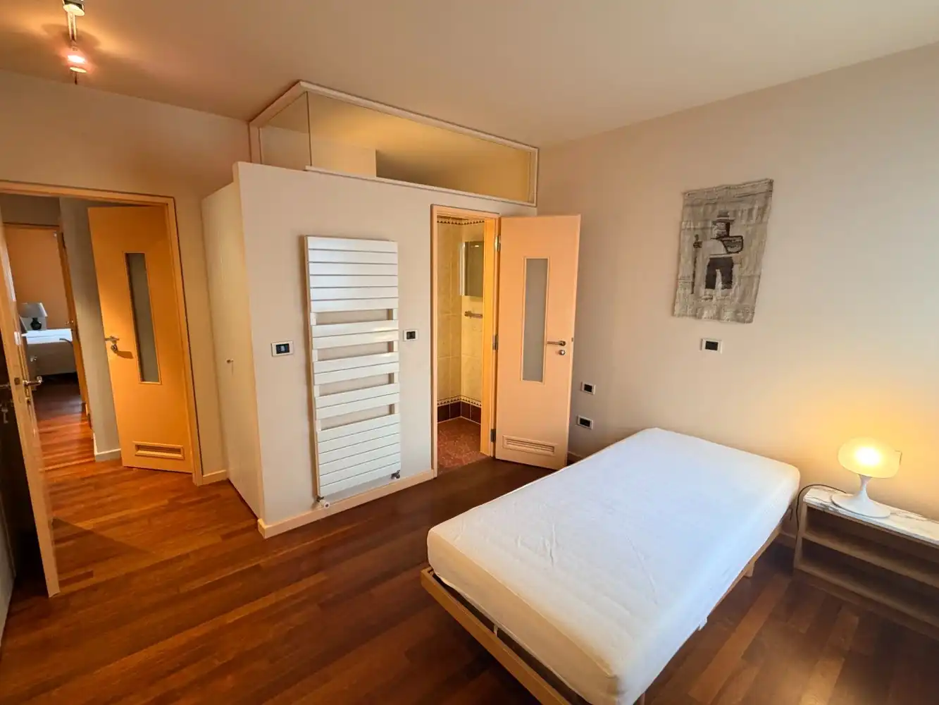 Bemeubeld 2-slaapkamerappartement van 150m² met 2 terrassen en zicht op de Dijle. foto 18