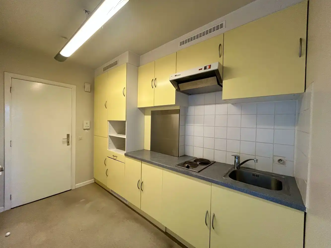 Te renoveren 1-slaapkamerappartement met prachtig uitzicht op toplocatie in Heverlee foto 4