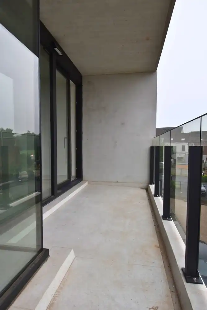 Nieuwbouwappartement te huur in Halle foto 2