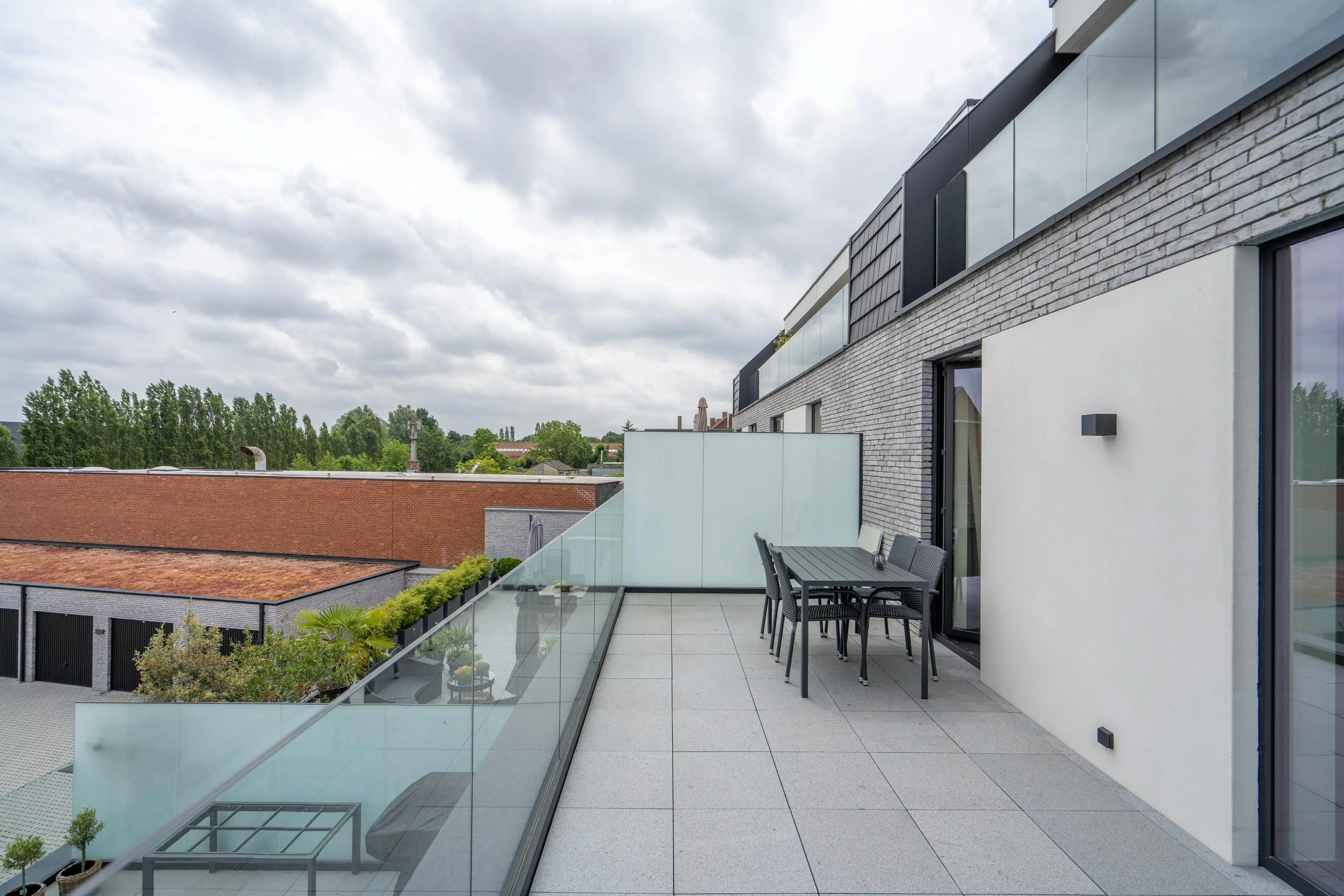 Recent appartement met 2 terrassen te koop in Waregem foto 3