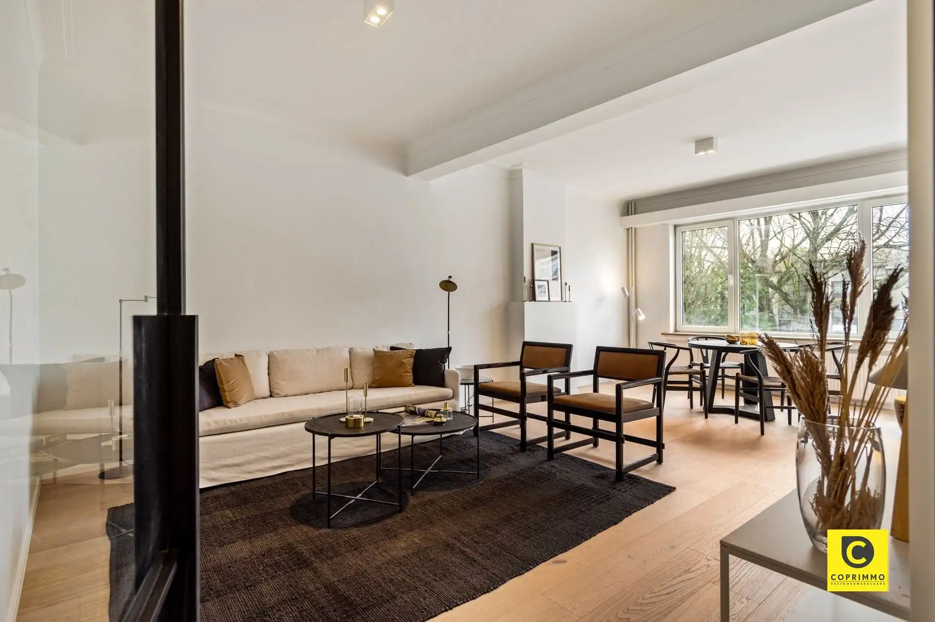 Prachtig gerenoveerd appartement!  foto 2