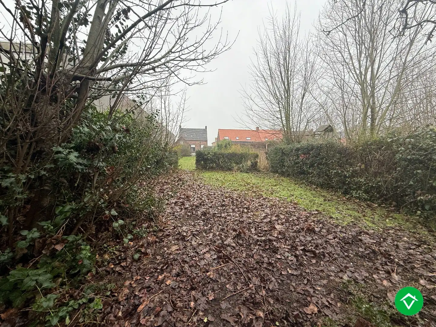 Ruime woning met 5 slaapkamers, garage en diepe tuin te Houthulst foto 19