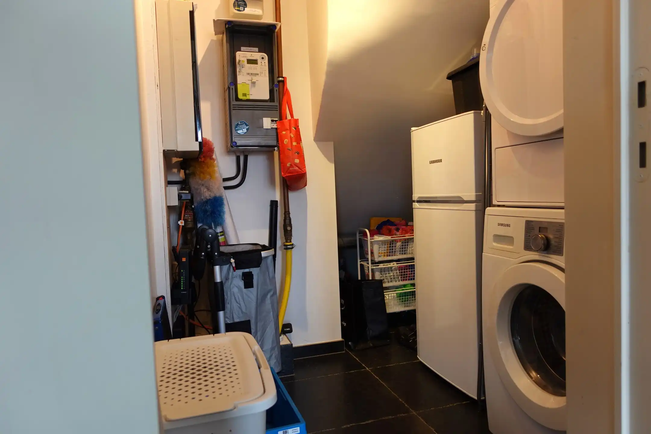 Recente woning met 3 slpks, garage en tuin van 357 m². foto 6