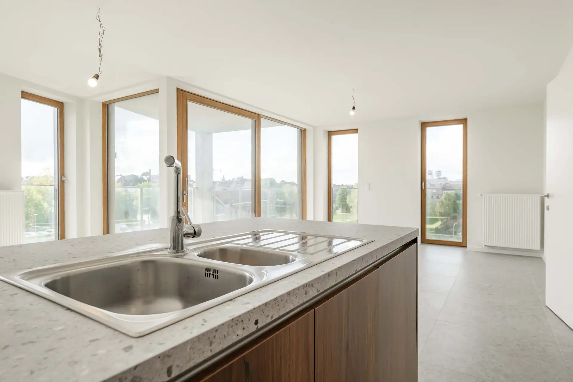 KOOP uw appartement aan 6% BTW! Prachtig 3 slaapkamer appartement in Residentie DAC'ART Izegem. foto 5